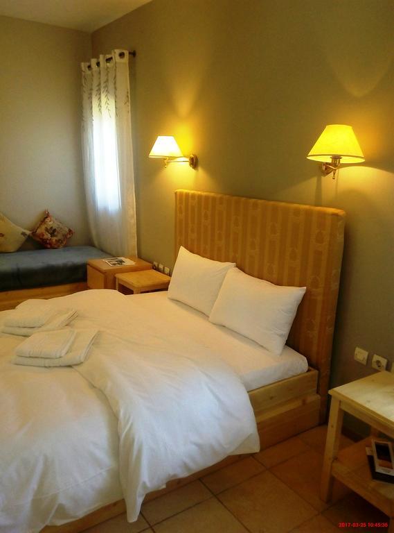Hotel Linouria à Nimfaíon Extérieur photo