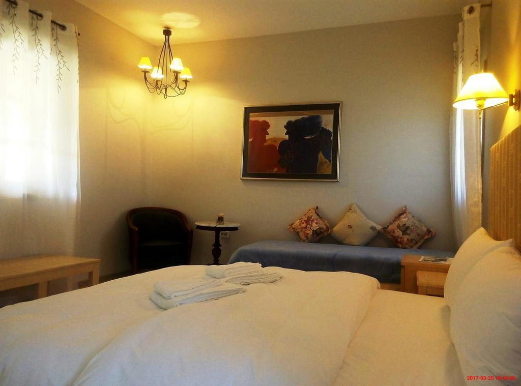 Hotel Linouria à Nimfaíon Extérieur photo